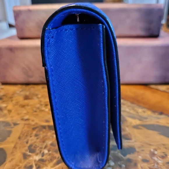 Kate Spade NWOT Clutch/Crossbody - Picture 3 of 11